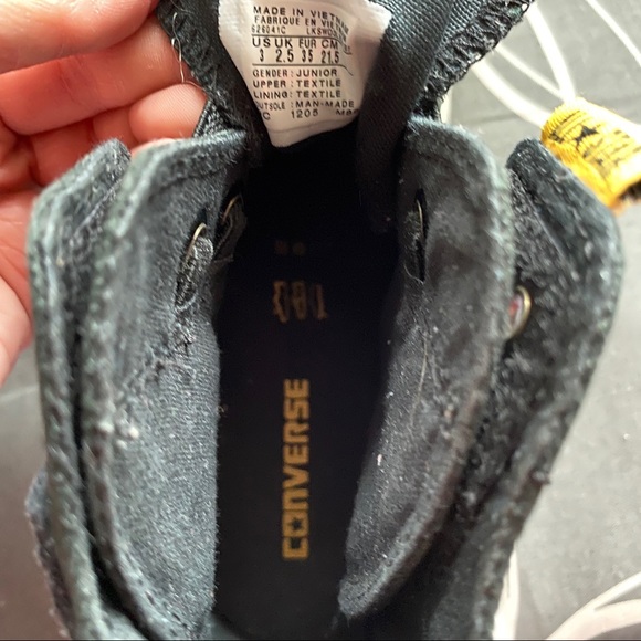 Batman *Limited Edition* All-Star Converse - Picture 14 of 16